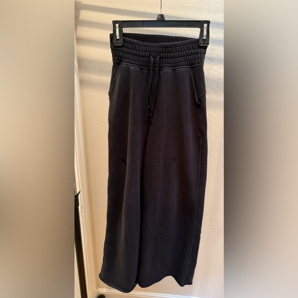 lululemon athletica Pants - Black Scuba wide leg Sweatpants Lululemon